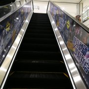 商場扶梯廣告